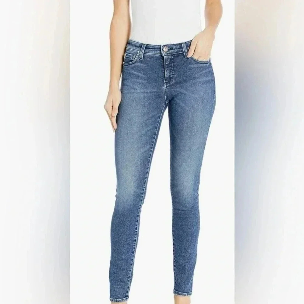AX Armani Exchange Classic Light Wash Skinny Fit Jeans Size 27